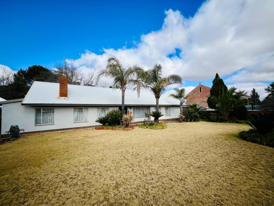 3 Bedroom Property for Sale in Wilkoppies North West